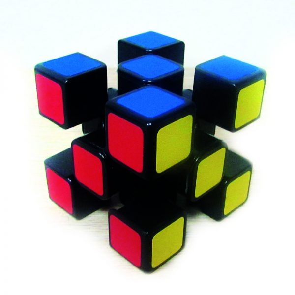 Edgeless cube