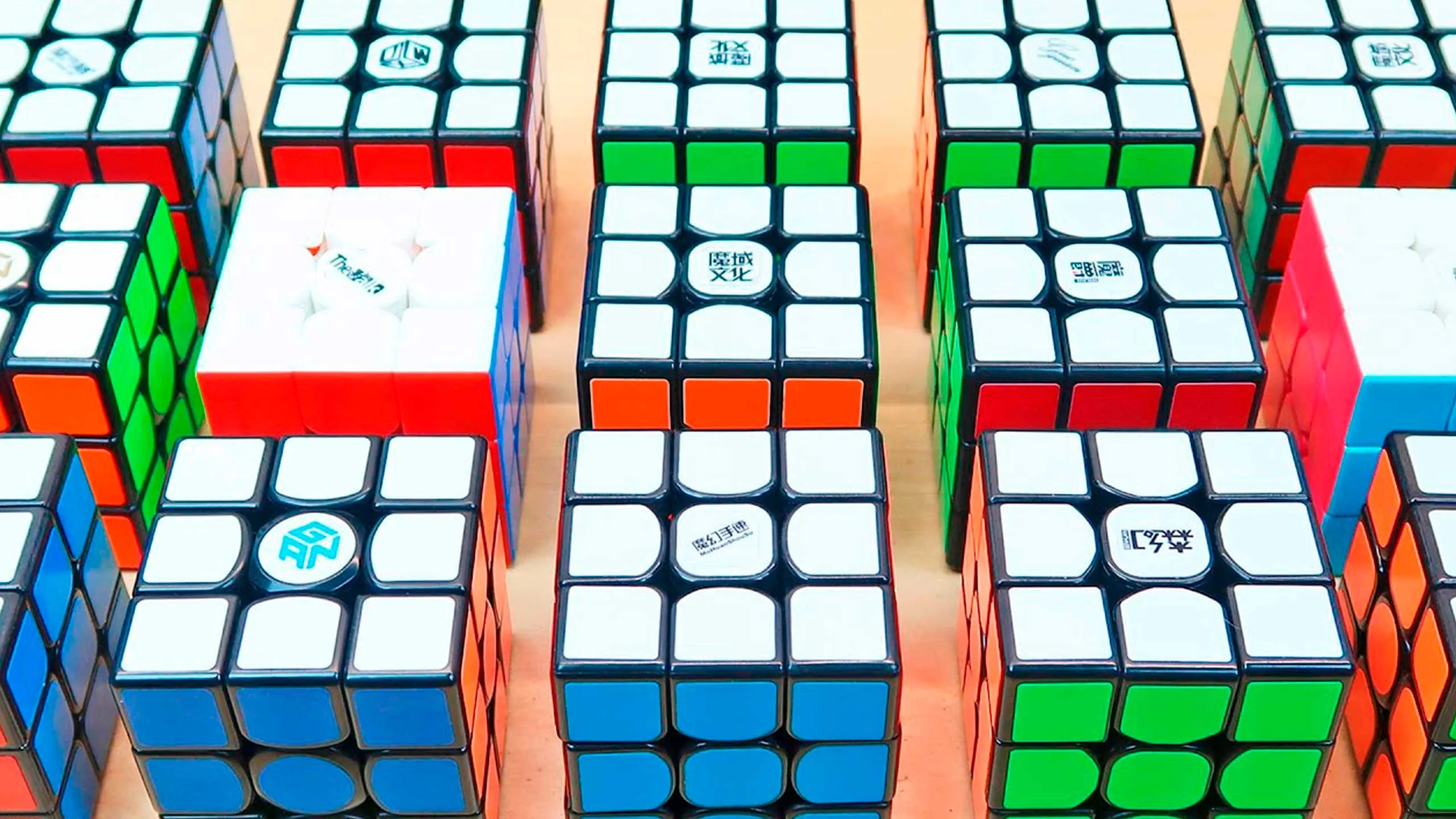 Sorteo de cubos rubik