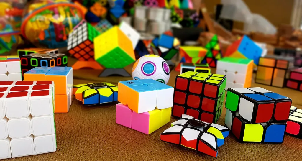 tienda de cubos rubik cerca a
